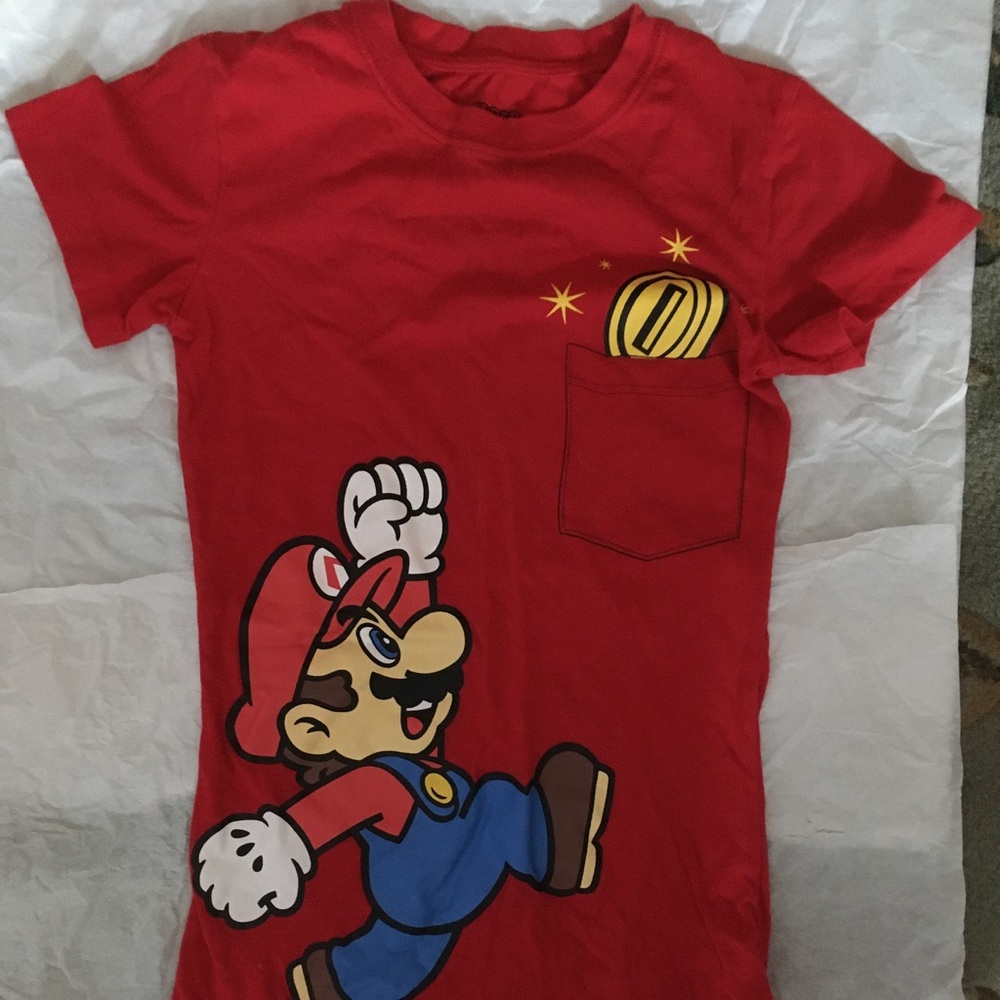 SUPER MARIO T SHIRT